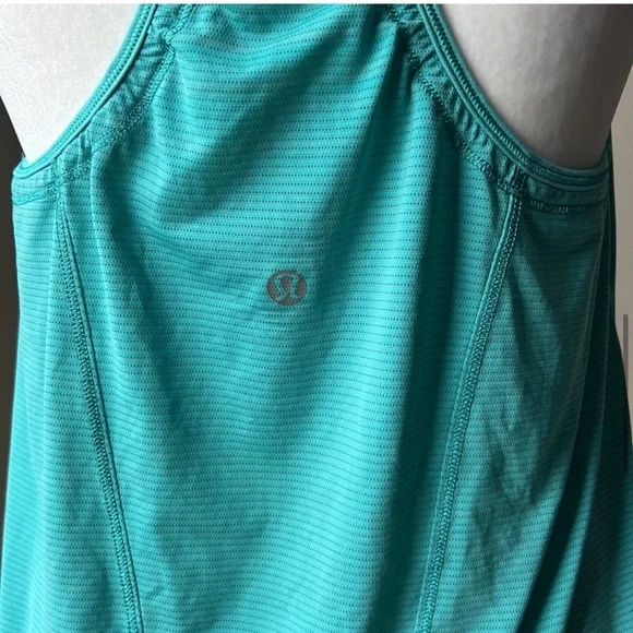 Lululemon I just wanna run tank- Blue Lagoon- size 12 - Picture 7 of 9